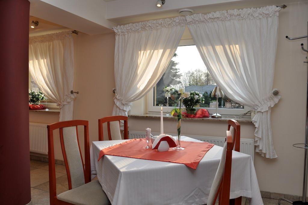 Hotel Zagiel Niewiesze Esterno foto