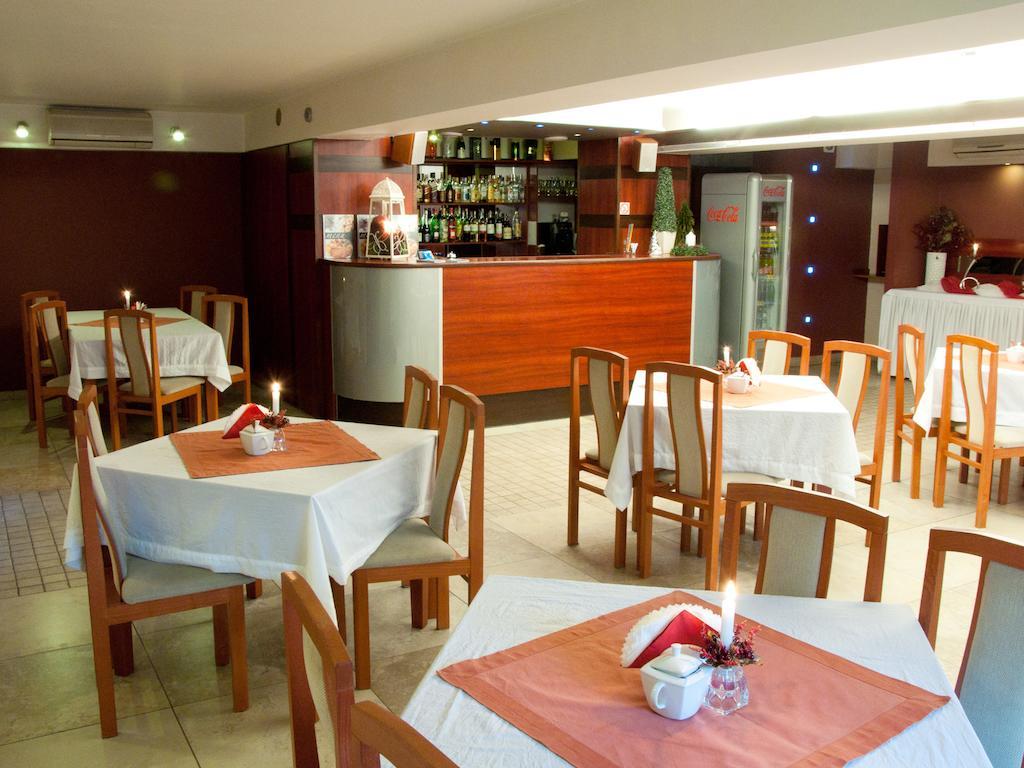 Hotel Zagiel Niewiesze Esterno foto