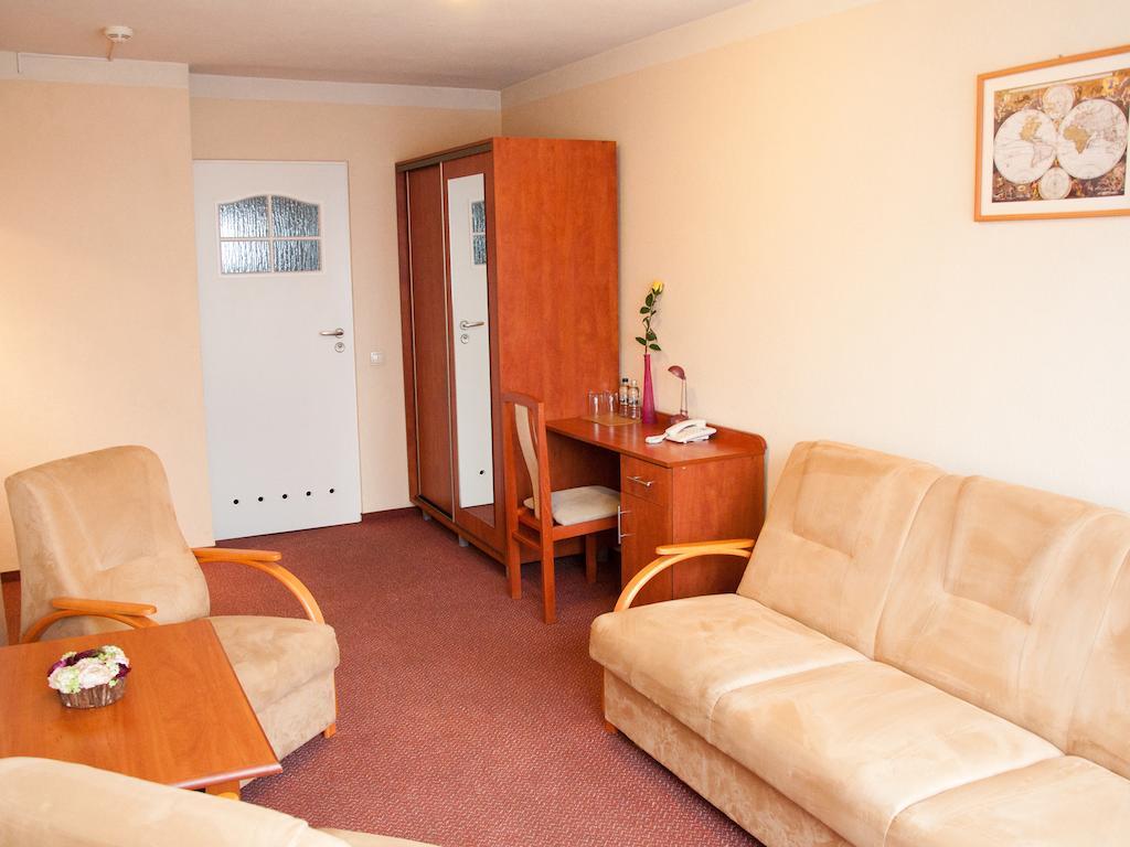 Hotel Zagiel Niewiesze Esterno foto